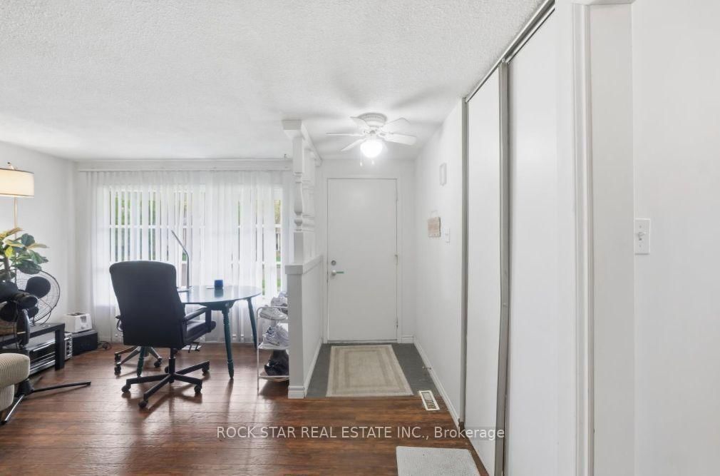 402 Midwood Crescent • Waterloo, ON photo 6