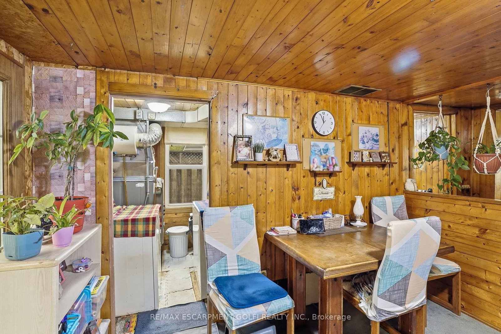 834 E MOHAWK Road • Hamilton, ON photo 13