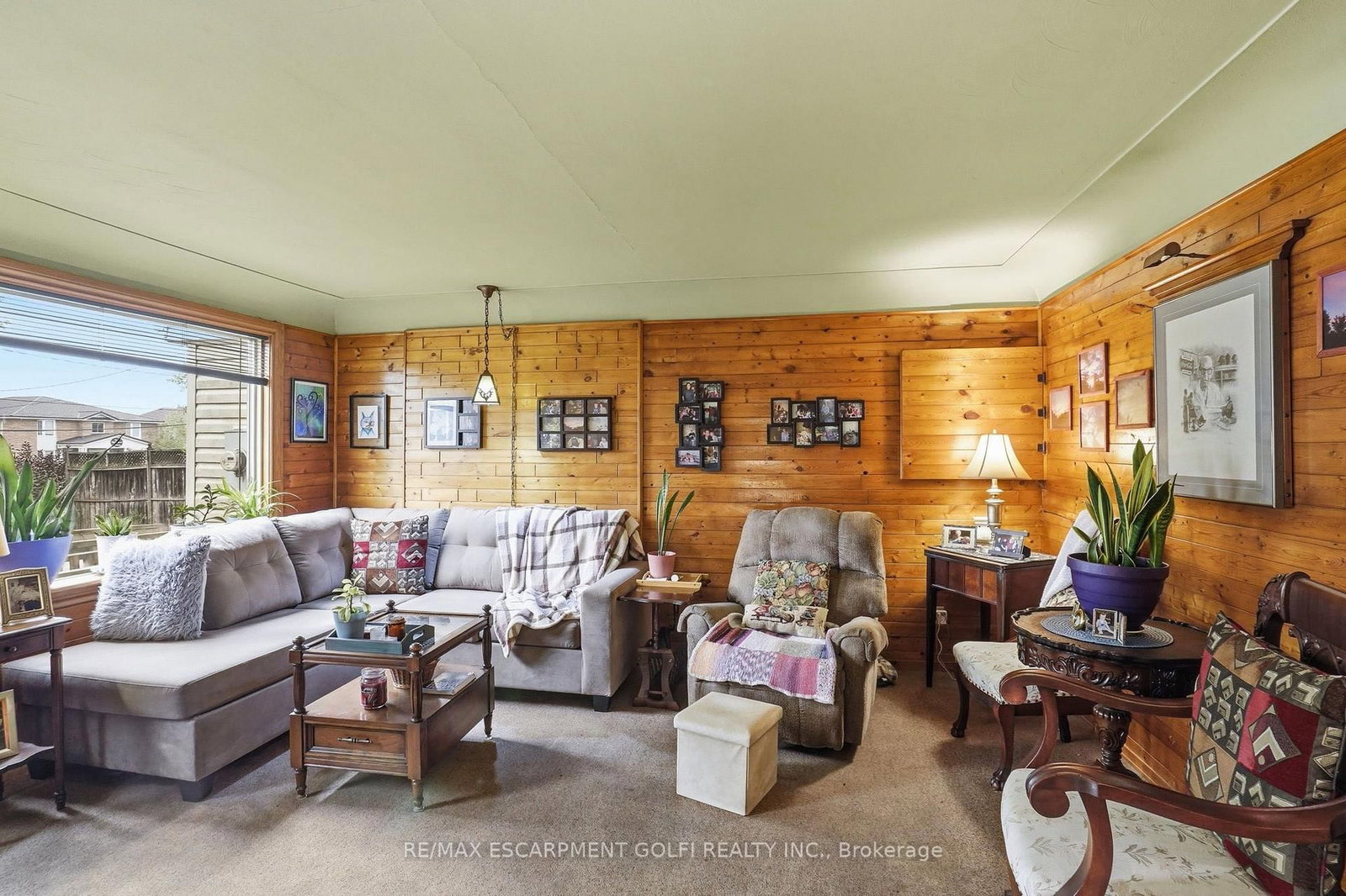 834 E MOHAWK Road • Hamilton, ON photo 17