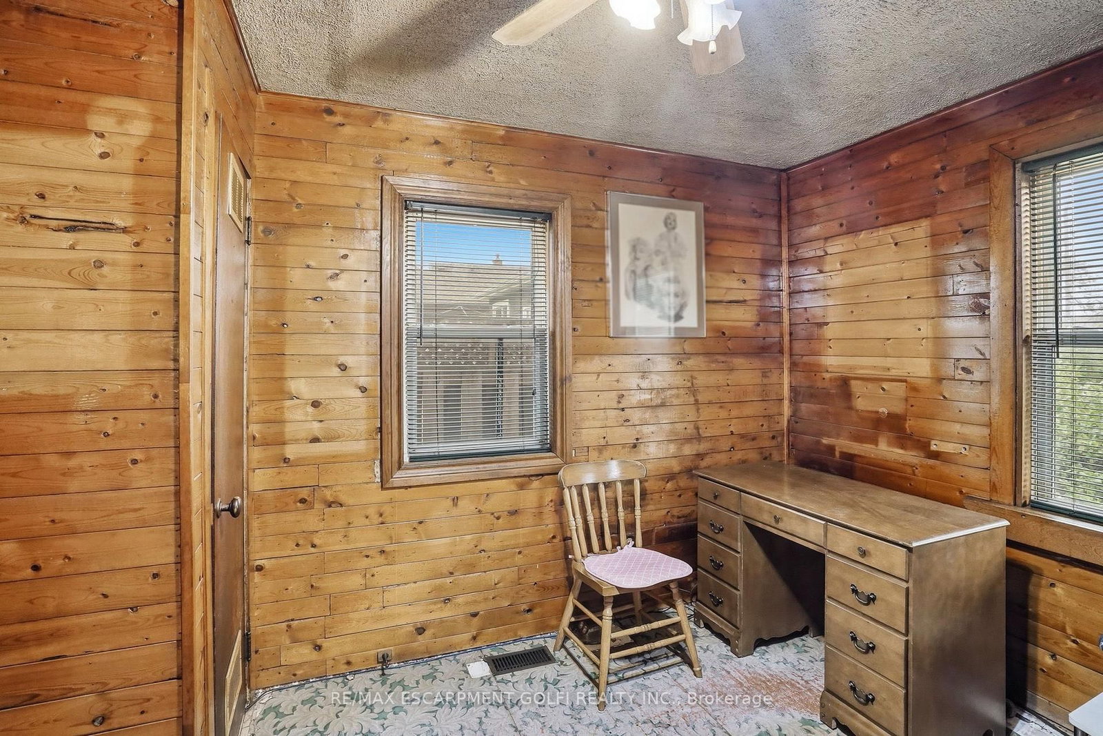 834 E MOHAWK Road • Hamilton, ON photo 20