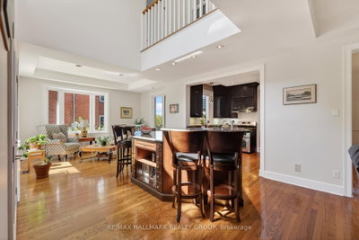 2043 Riverside Drive • Ottawa, ON photo 9