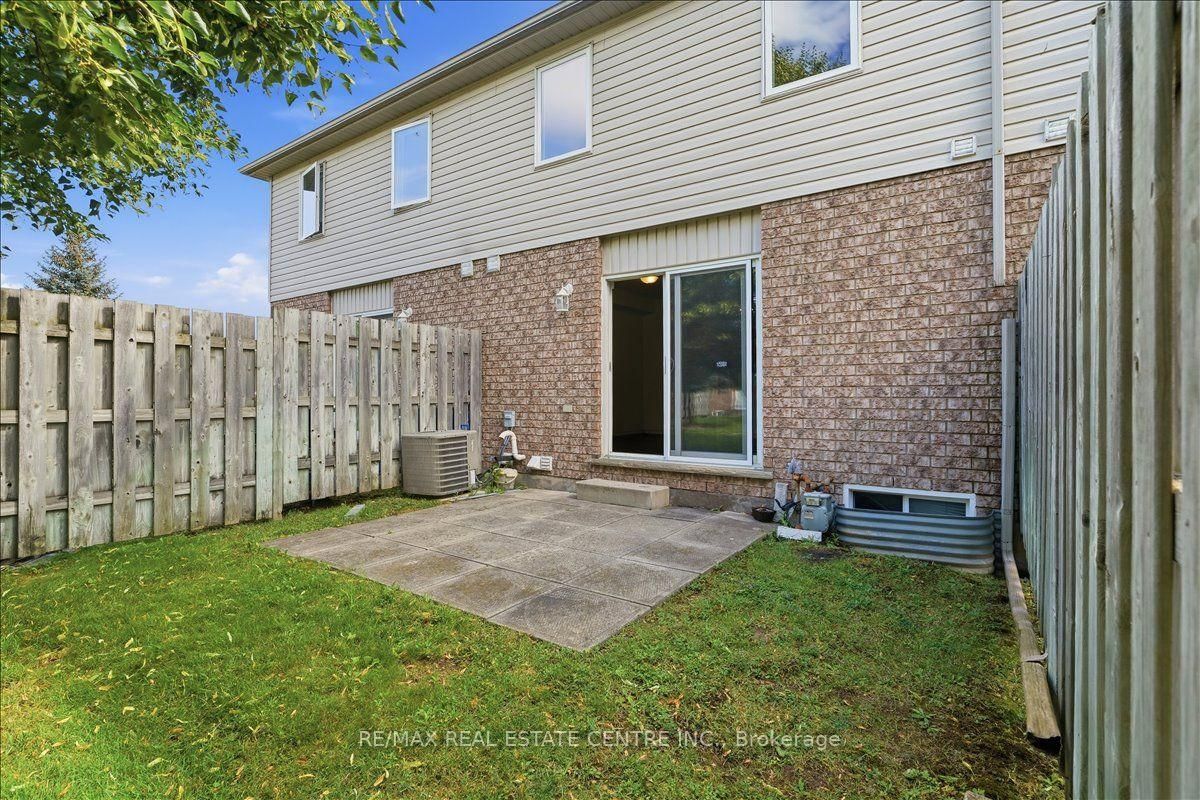 15 Roehampton Crescent • Guelph, ON photo 25