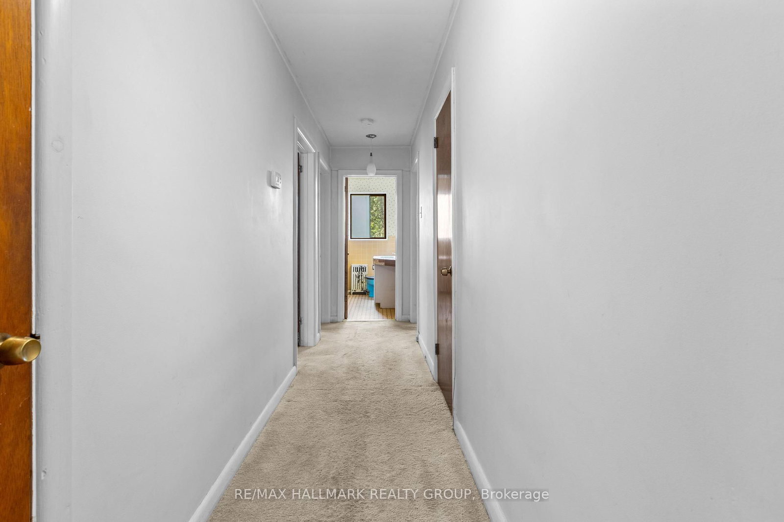 492 Vernon Avenue • Ottawa, ON photo 14