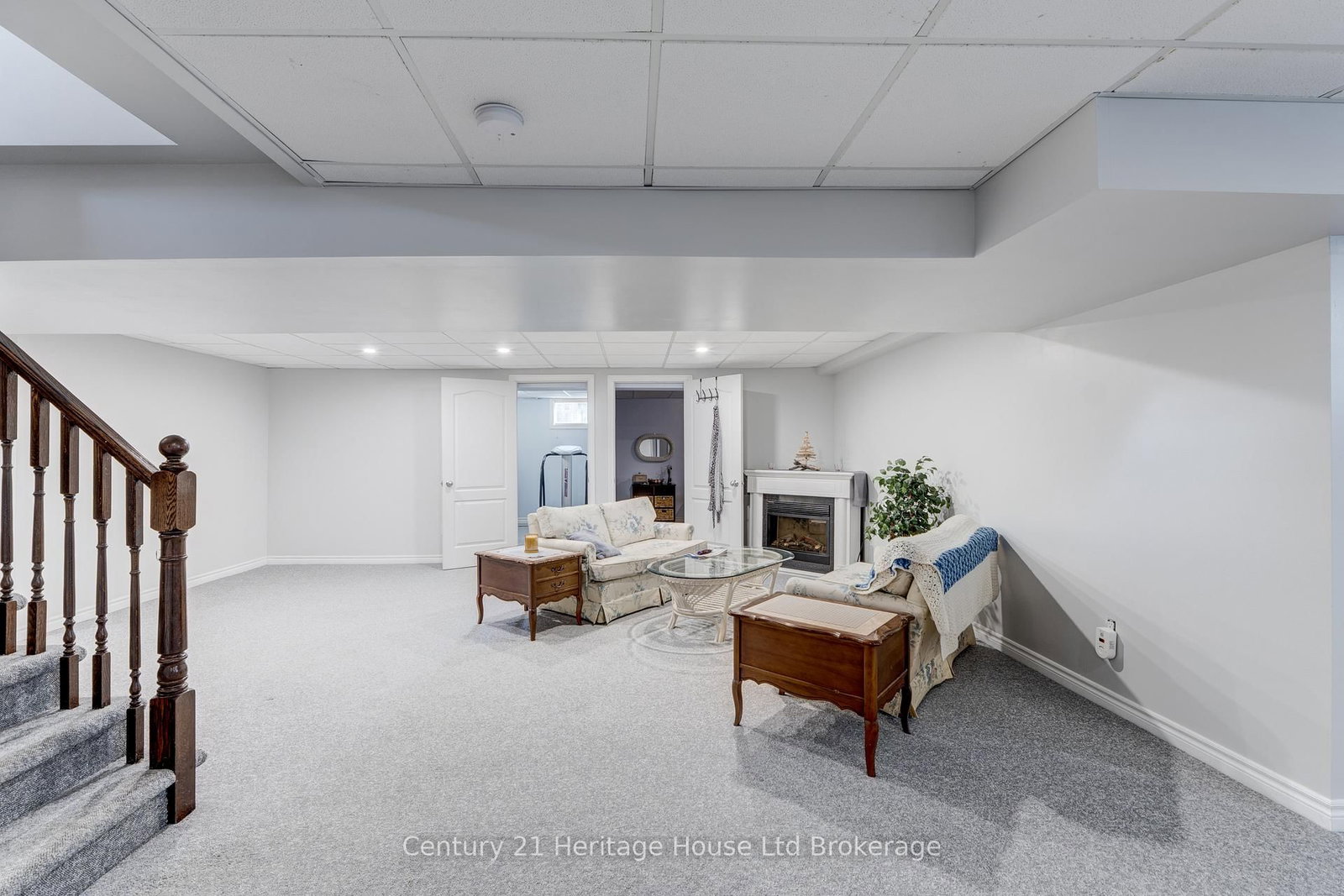 619 Fox Hollow Court • Woodstock, ON photo 30