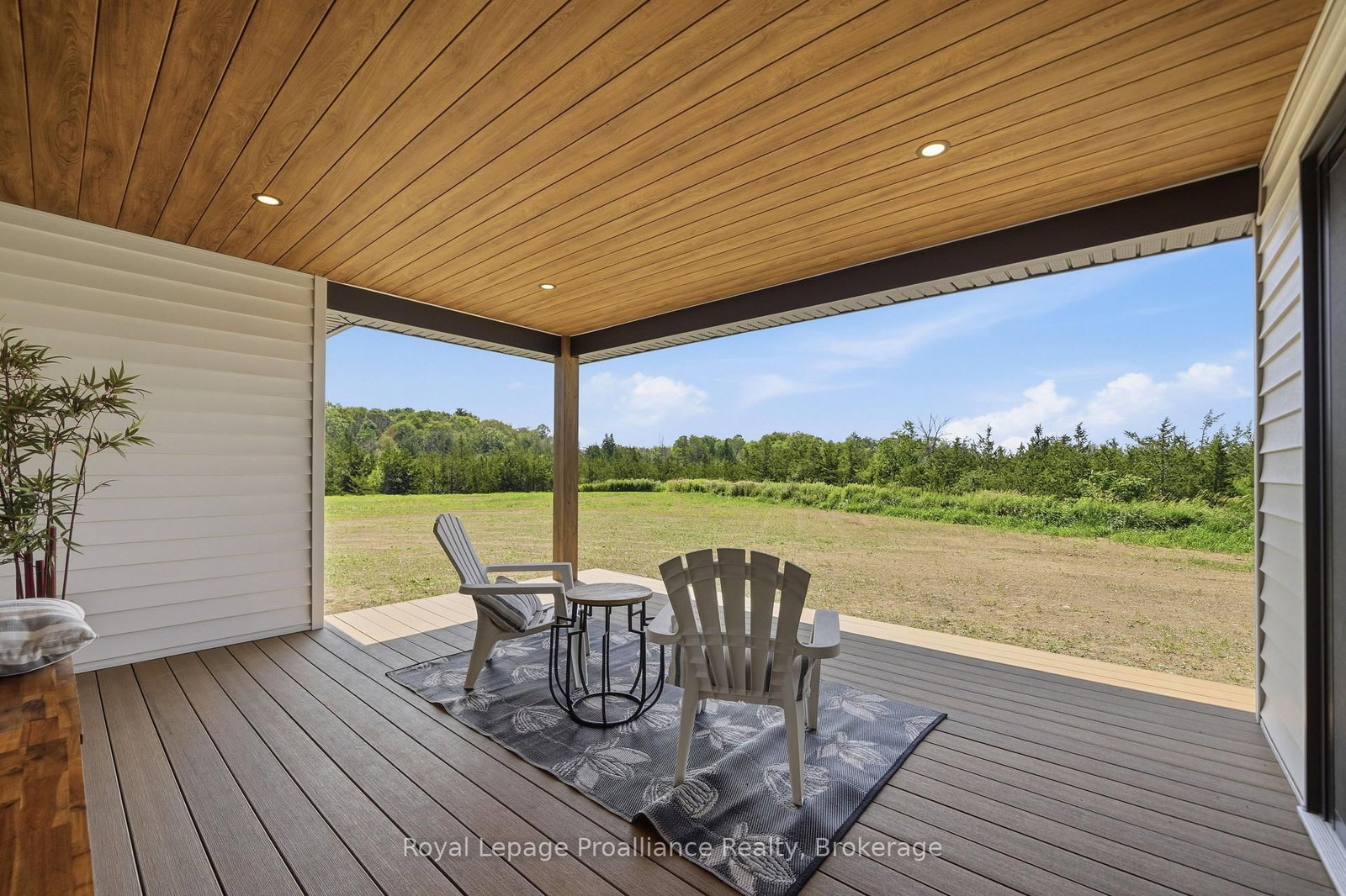 393 Michael's Way • Prince Edward County, ON photo 40