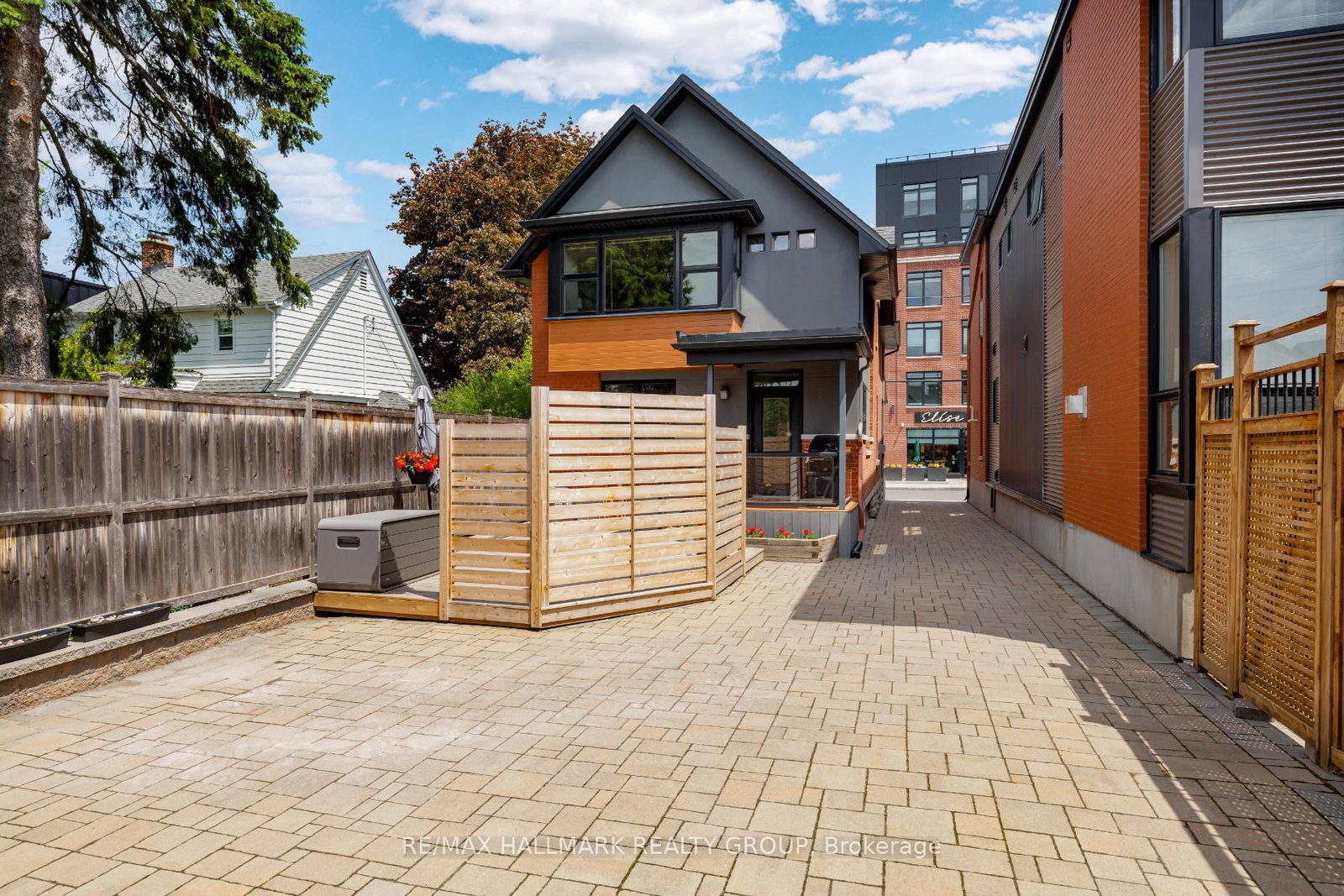 376 Winona Avenue • Ottawa, ON photo 27