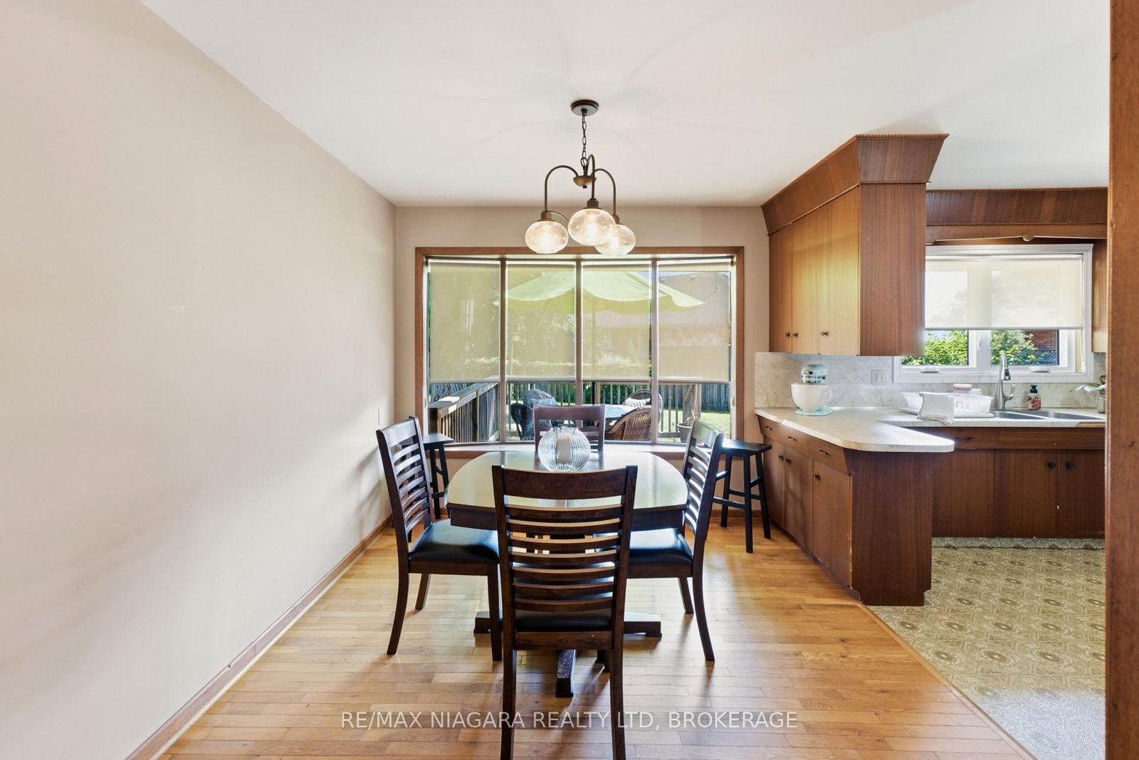 3374 Marlin Court • Lincoln, ON photo 4