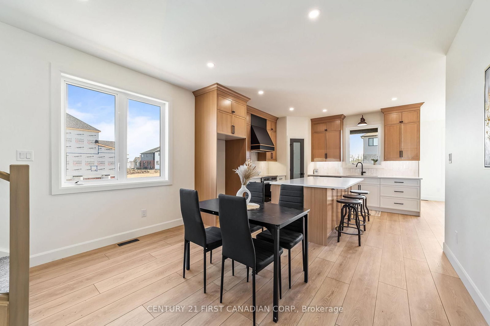 30 Sheldabren Street • North Middlesex, ON photo 10