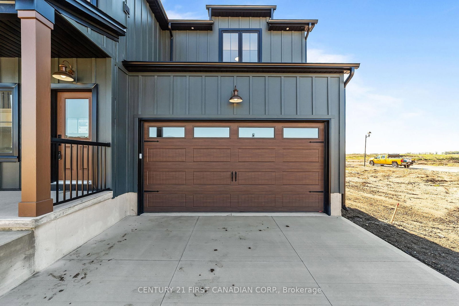 30 Sheldabren Street • North Middlesex, ON photo 8
