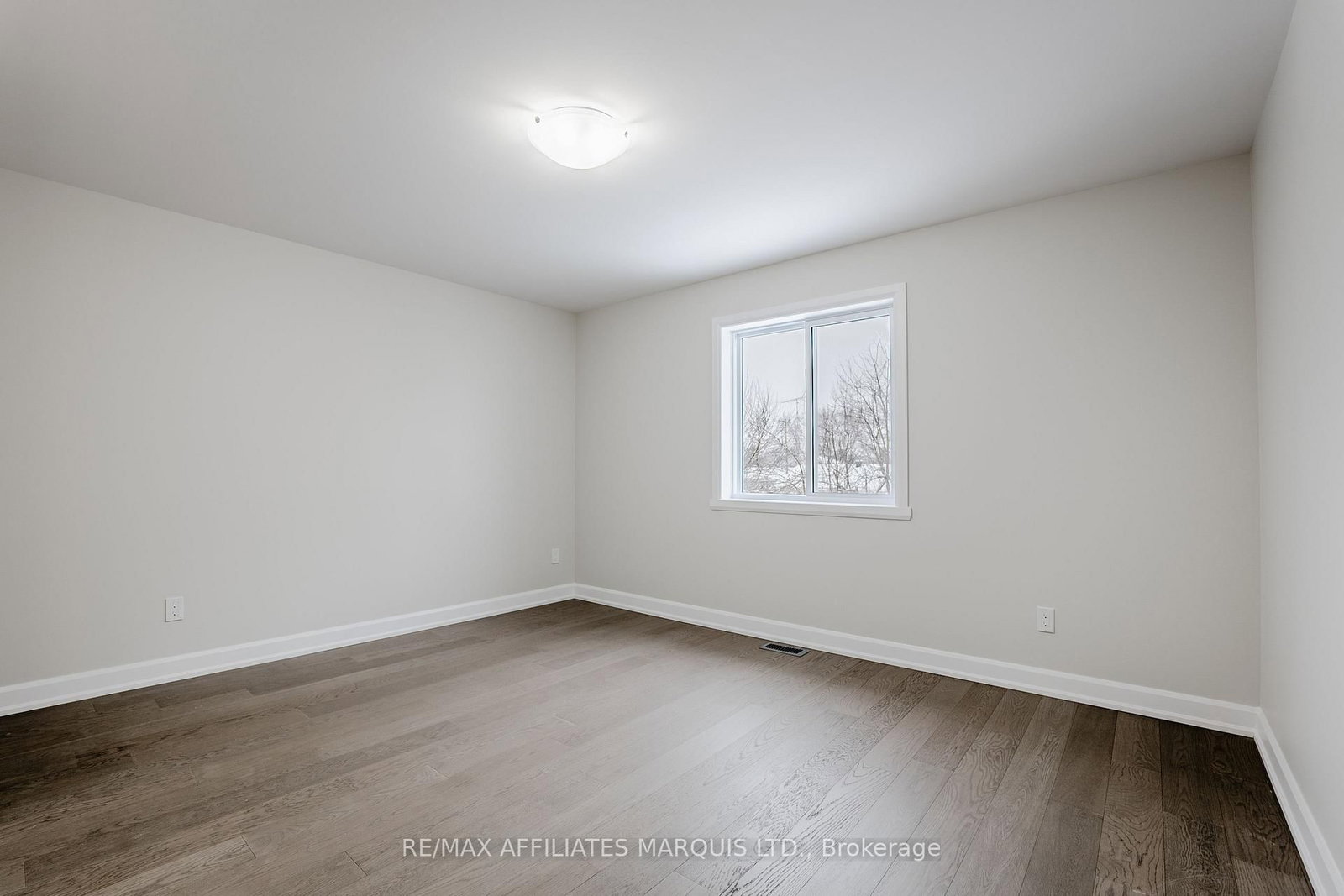 12 Mullin Drive • South Stormont, ON photo 25