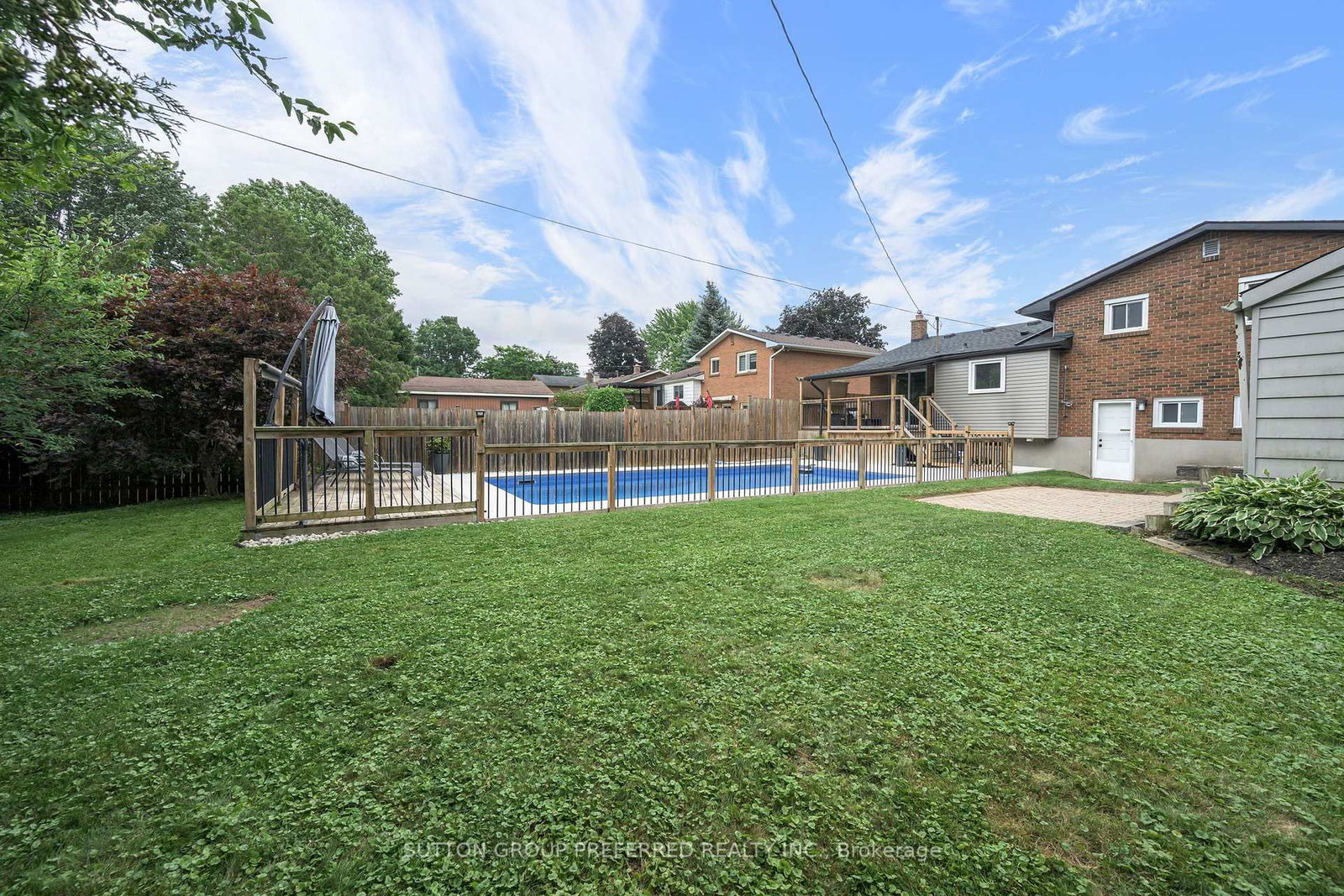 240 Byron Avenue • Thames Centre, ON photo 10