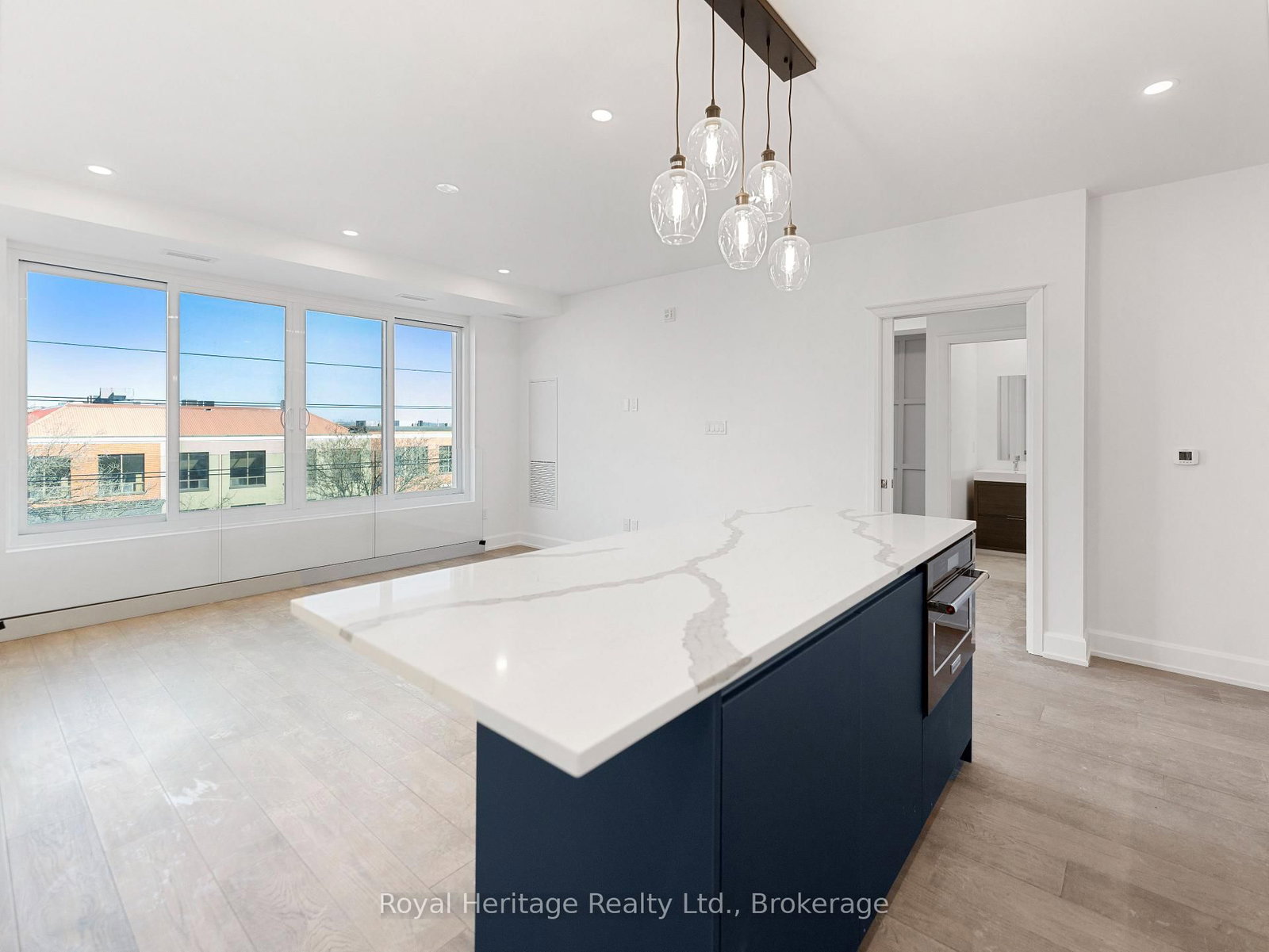 195 E Hunter Street • #407 • Peterborough, ON photo 11