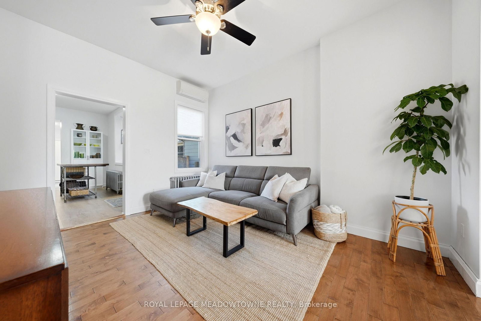 29 Railway Street • Hamilton, ON photo 10