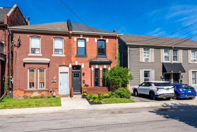 29 Railway Street • Hamilton, ON photo 2