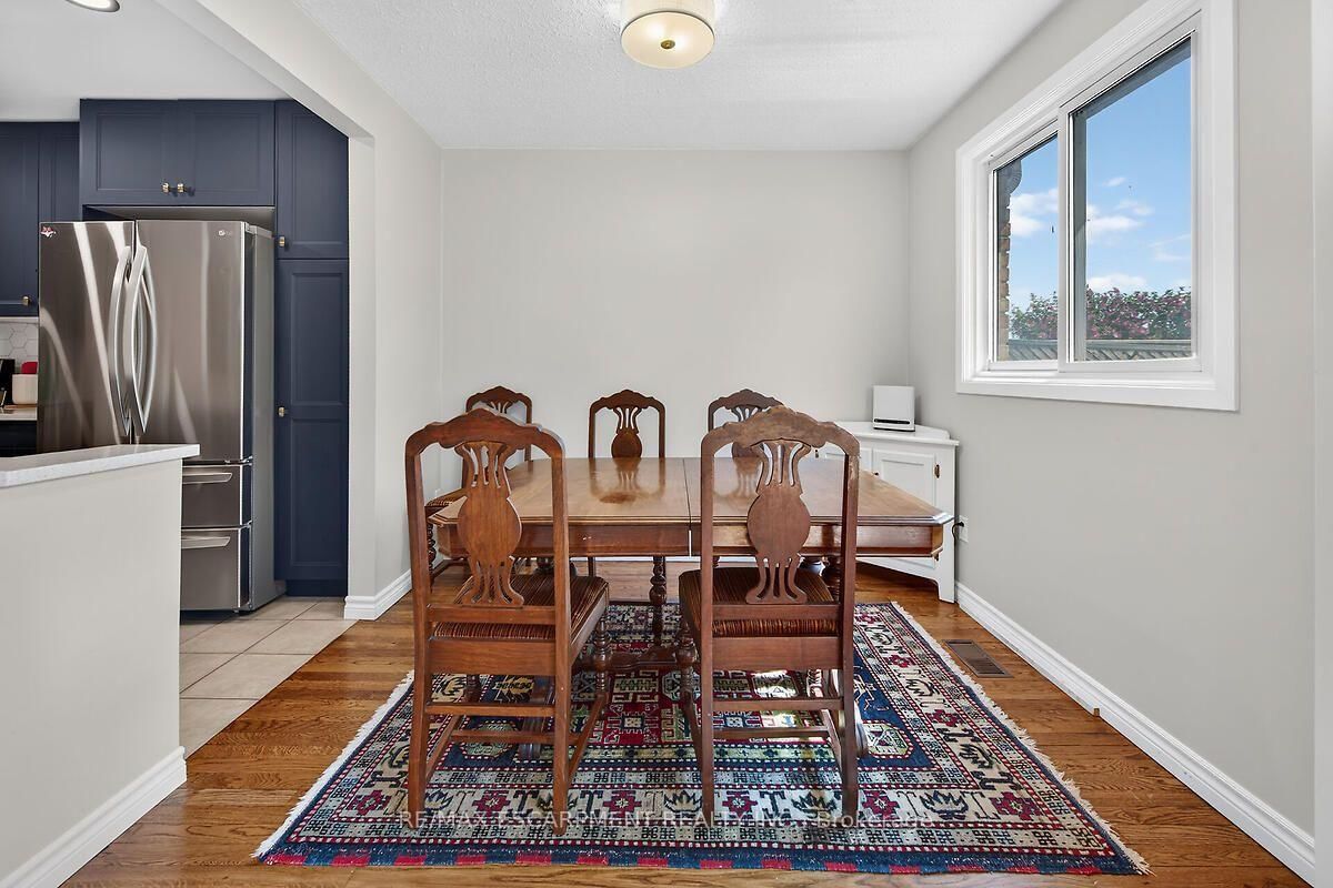 300 REXFORD Drive • #24 • Hamilton, ON photo 18