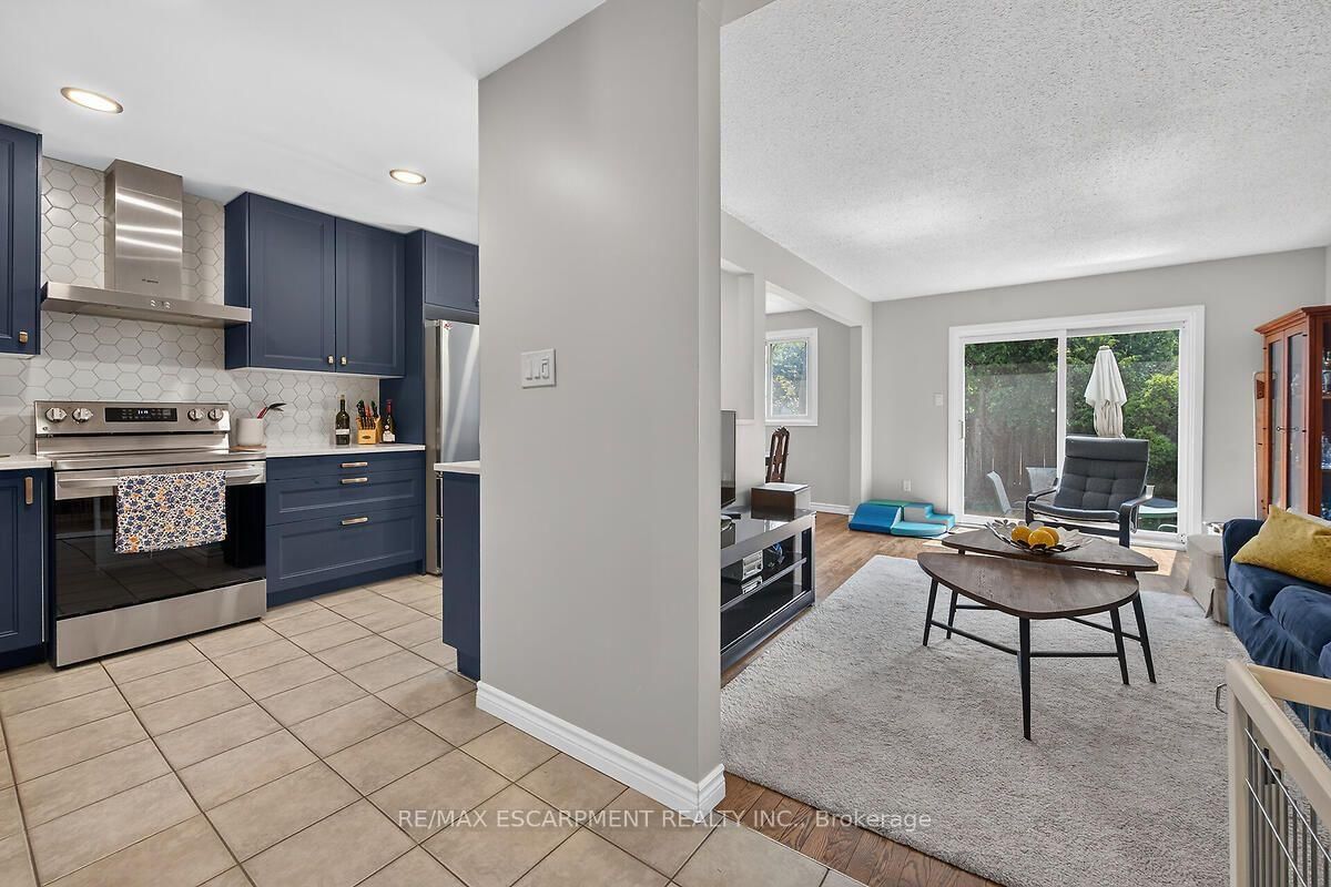 300 REXFORD Drive • #24 • Hamilton, ON photo 23