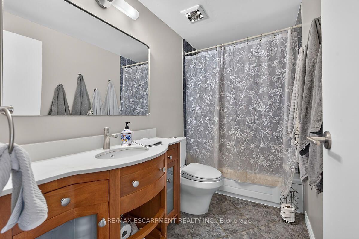 300 REXFORD Drive • #24 • Hamilton, ON photo 28