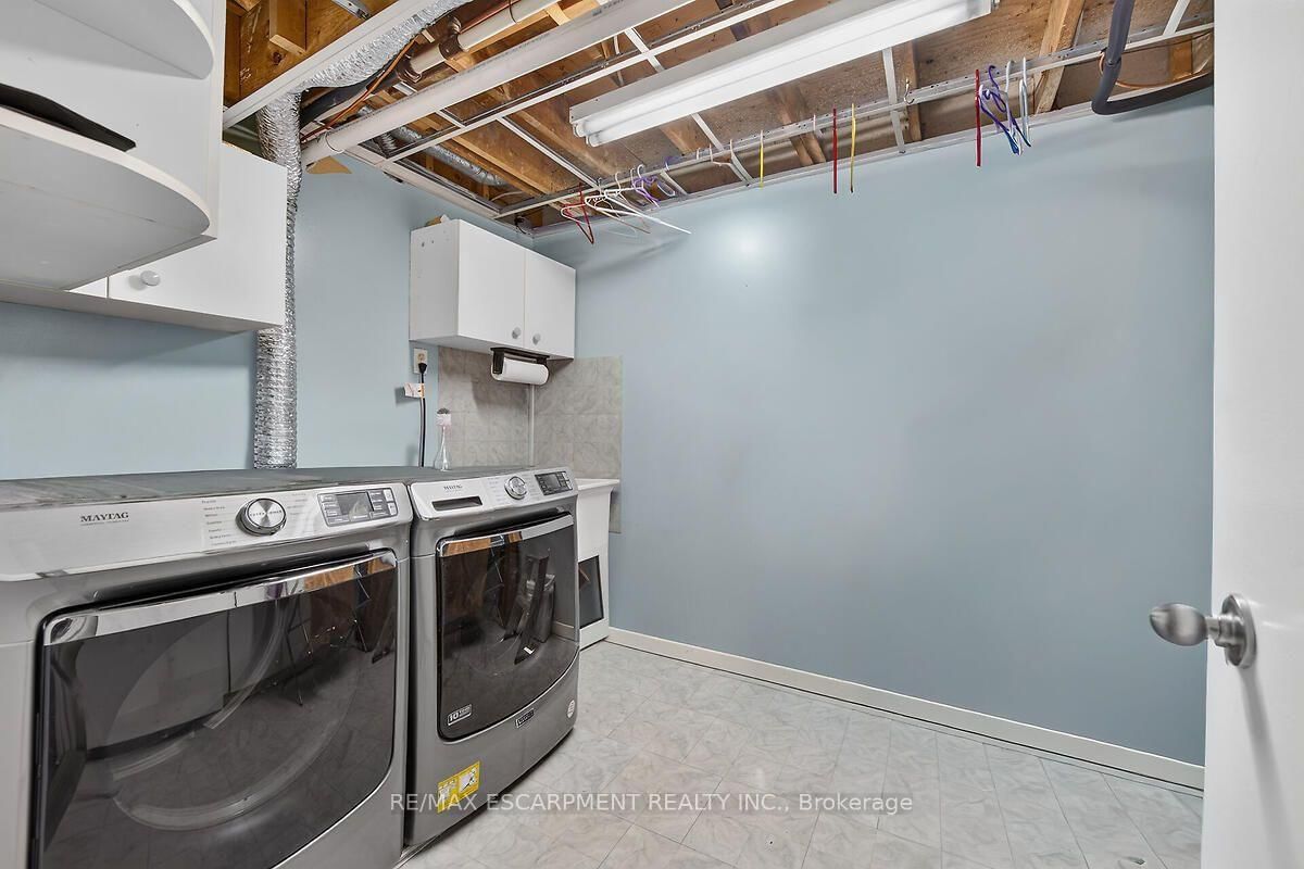 300 REXFORD Drive • #24 • Hamilton, ON photo 34
