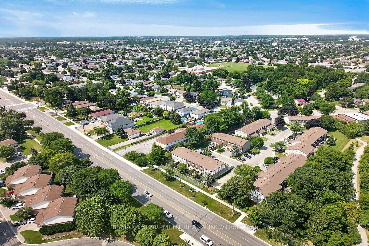 300 REXFORD Drive • #24 • Hamilton, ON photo 41