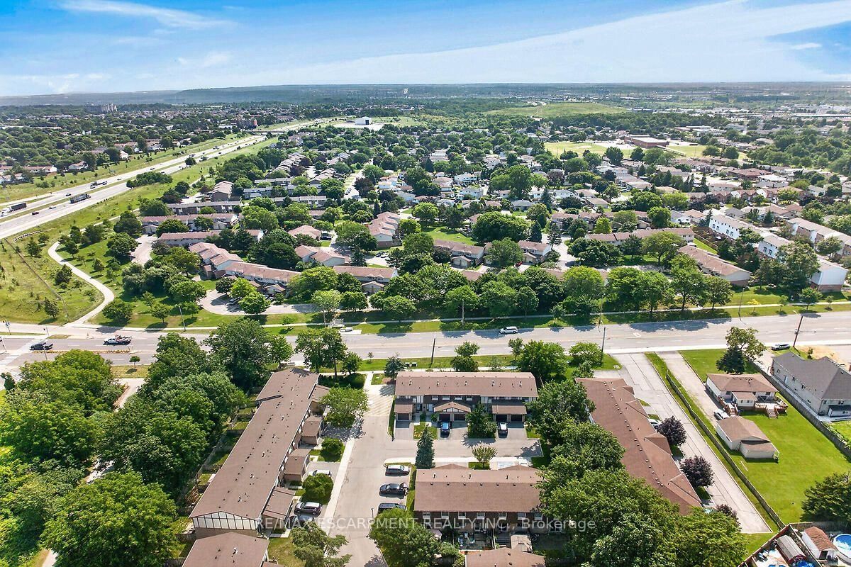 300 REXFORD Drive • #24 • Hamilton, ON photo 42