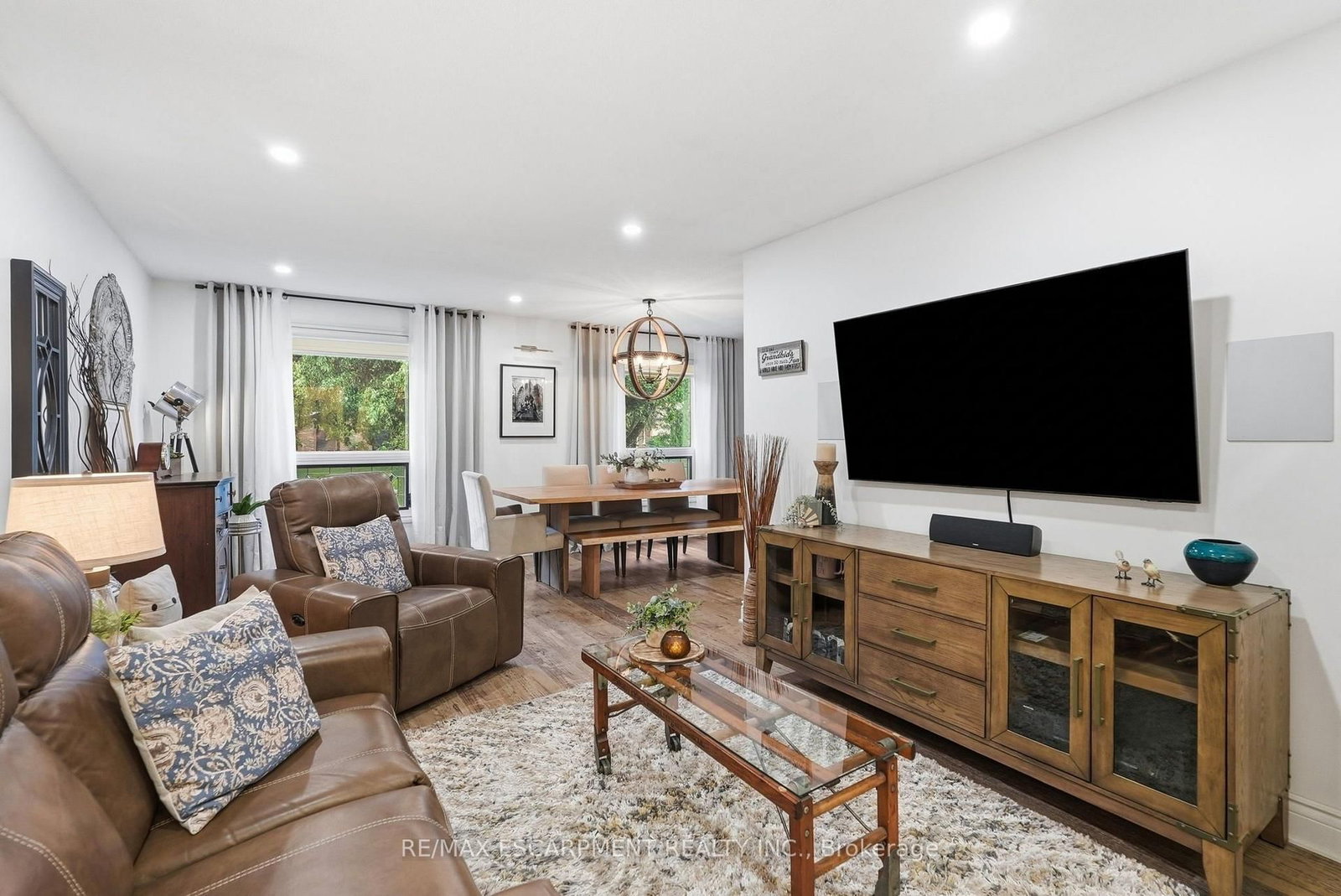 224 ATHENIA Drive • Hamilton, ON photo 5