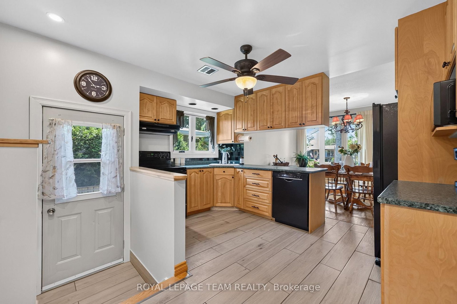 9 Laurentide Road • Ottawa, ON photo 17