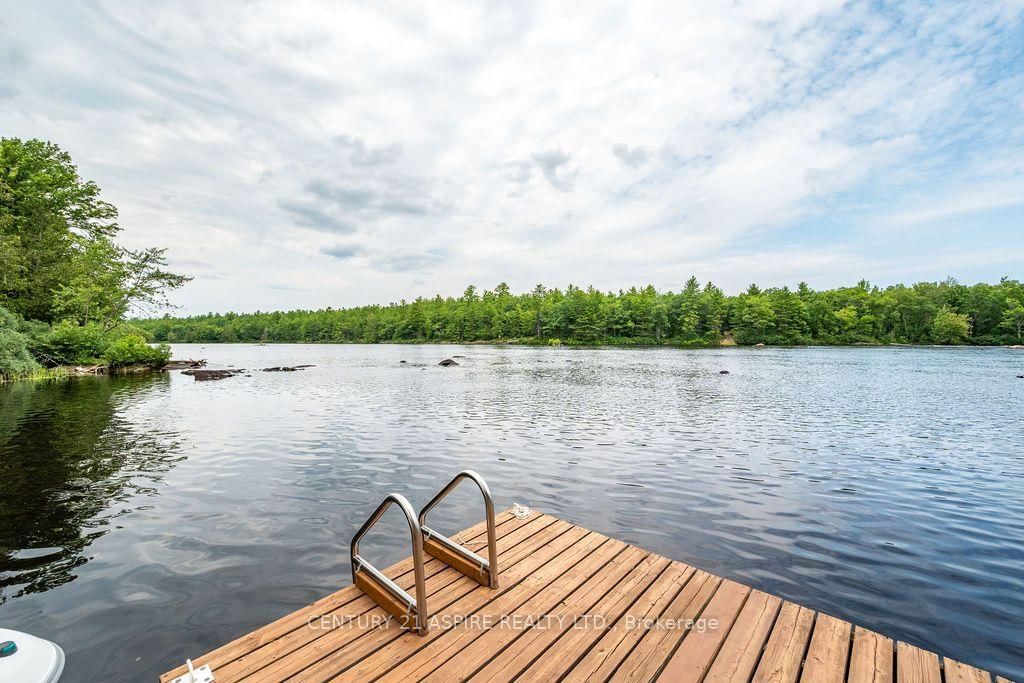 978 Rantz Road • Petawawa, ON photo 8