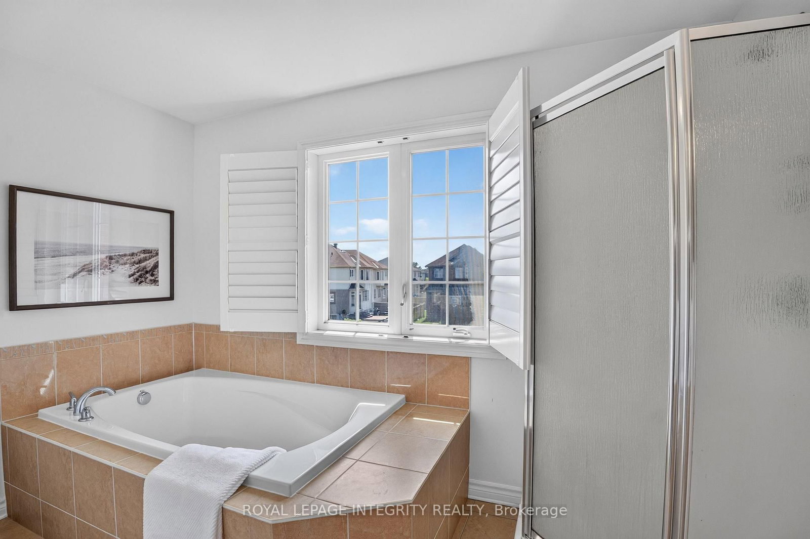 275 Kiwanis Court • Ottawa, ON photo 17