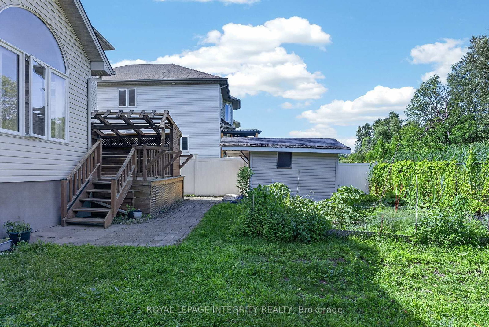 275 Kiwanis Court • Ottawa, ON photo 33