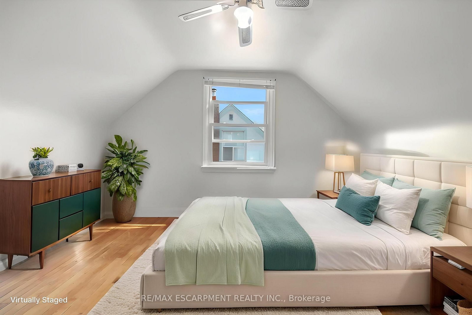 128 East 39th Street • Hamilton, ON photo 12