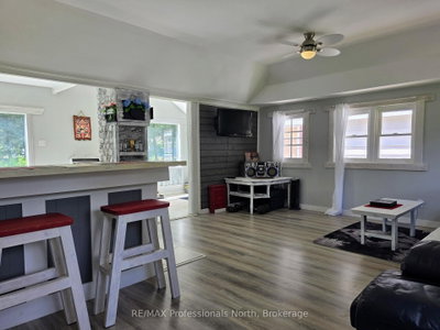 1007 West Road • Minden Hills, ON photo 5