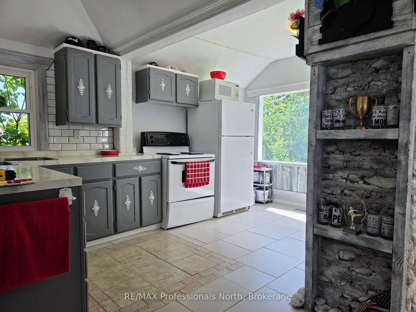 1007 West Road • Minden Hills, ON photo 8
