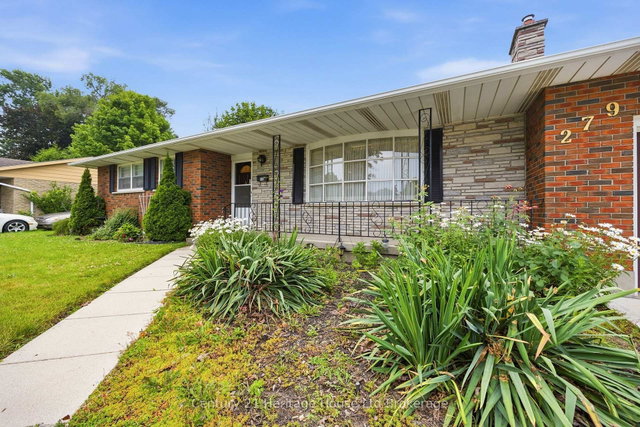 279 St Laurent Crescent