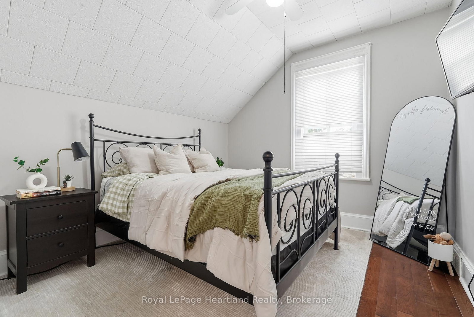 504 MAPLE Street • Brockton, ON photo 26