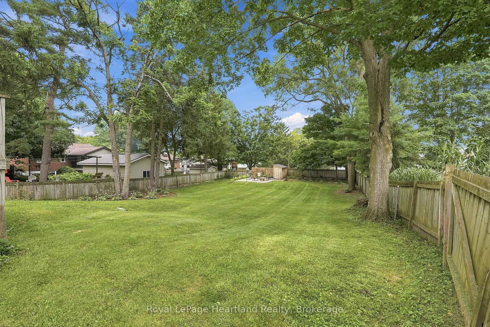 504 MAPLE Street • Brockton, ON photo 30