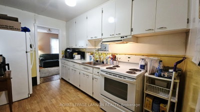 1414 Gore Street W — photo 4