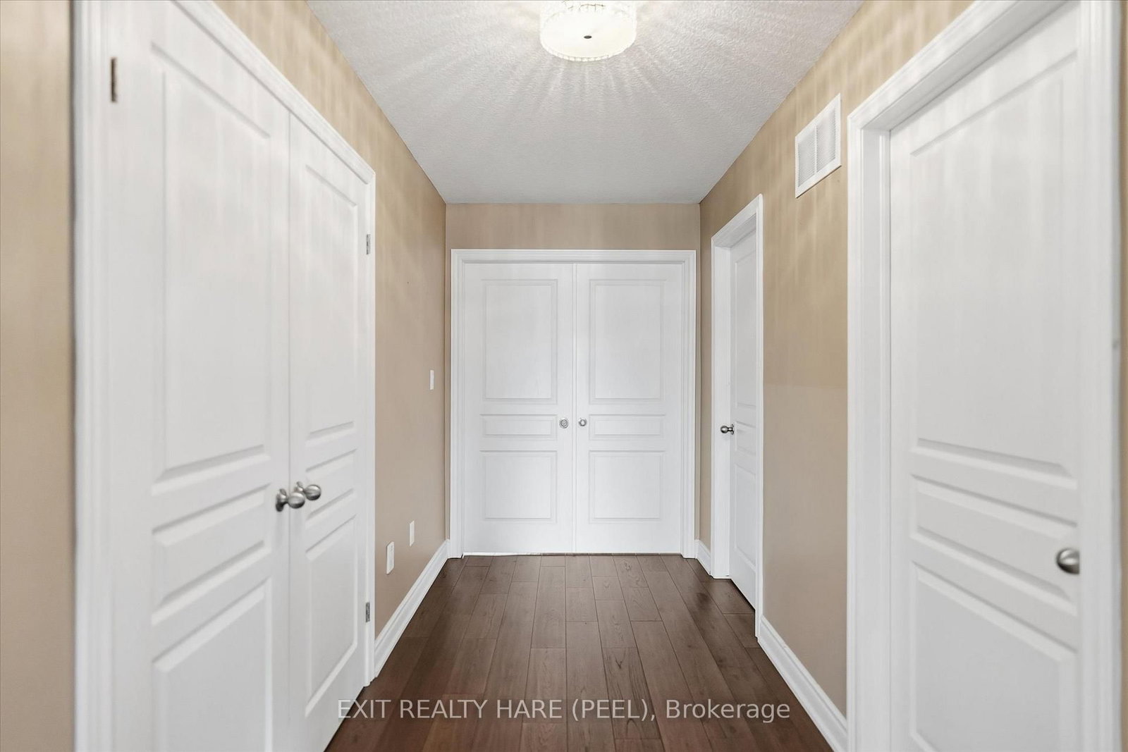 174 Irwin Avenue • Hamilton, ON photo 21