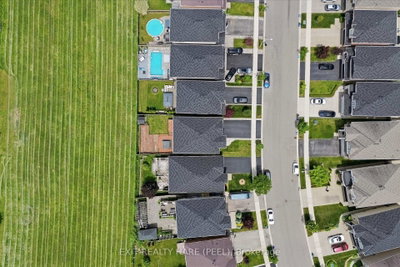 174 Irwin Avenue • Hamilton, ON photo 5
