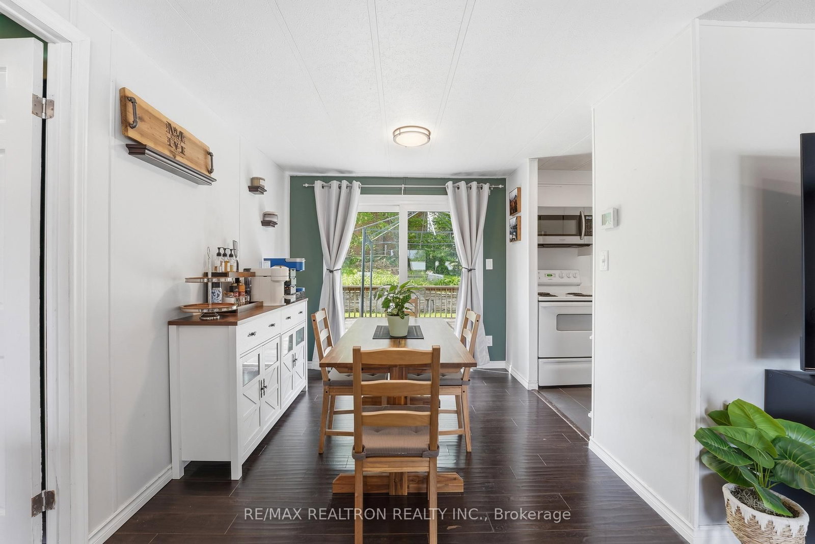 18 Station Street • Amaranth, ON photo 6