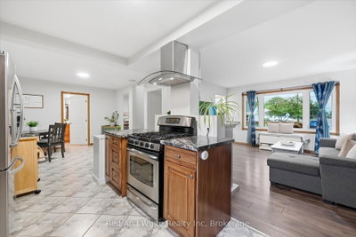 450 East 42nd Street • Hamilton, ON photo 8