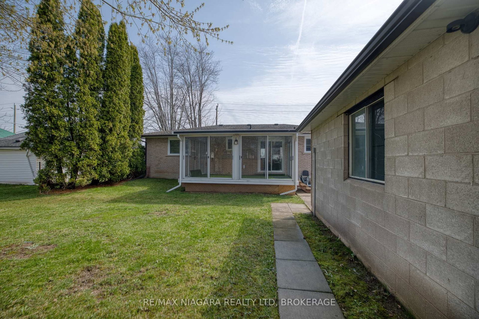 25 Rice Road • Welland, ON photo 33