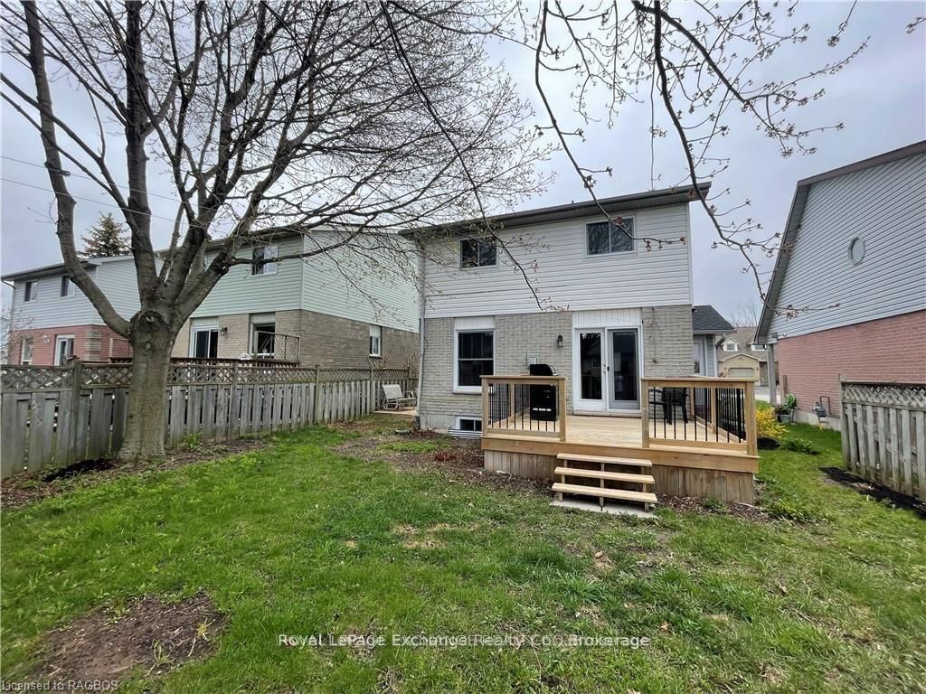 792 Mackendrick Drive • Kincardine, ON photo 5