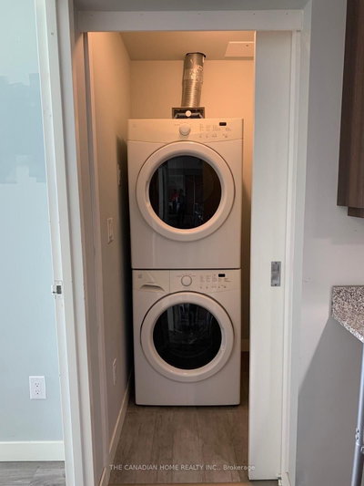 Unit 1609 — 318 Spruce Street — more photos