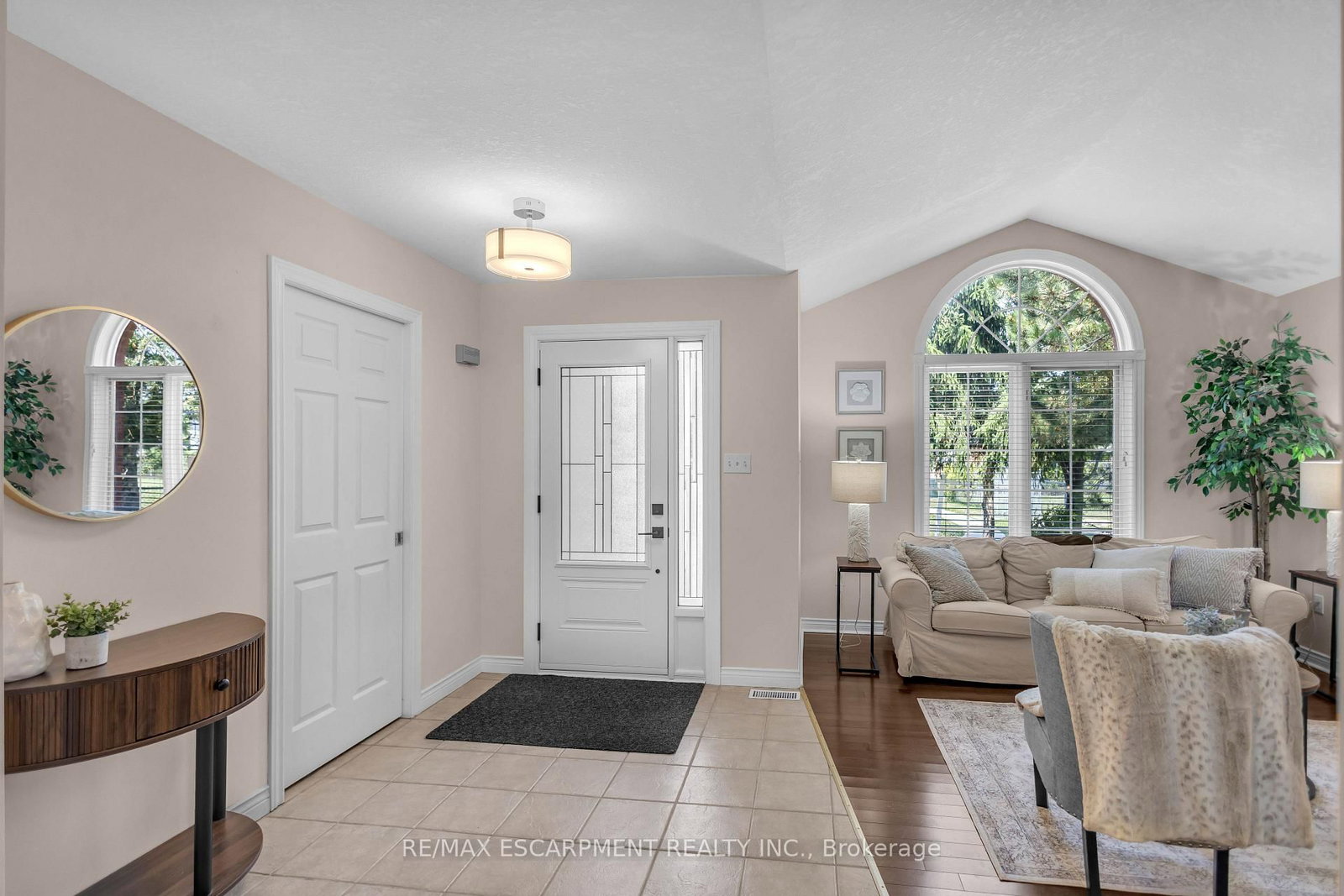 65 Thistlemoor Drive • Haldimand, ON photo 4