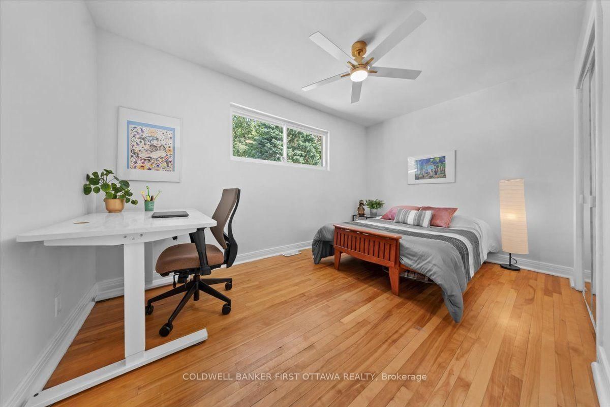 881 BLAIR Road • Ottawa, ON photo 20
