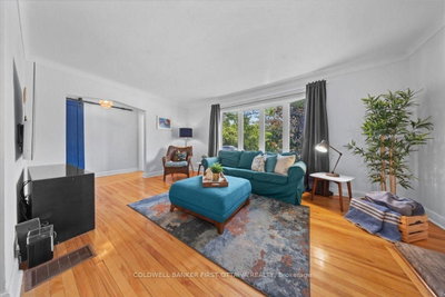 881 BLAIR Road • Ottawa, ON photo 8