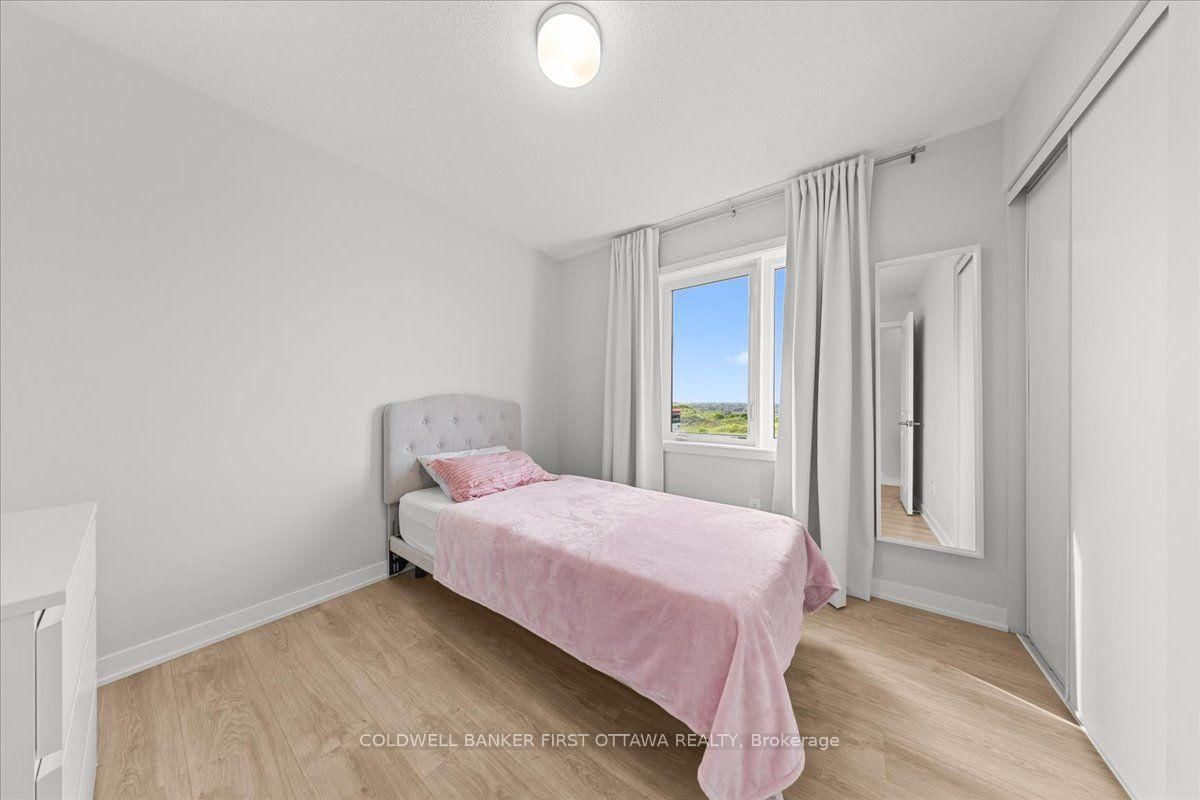 210 PARNIAN Private • Barrhaven, ON photo 23