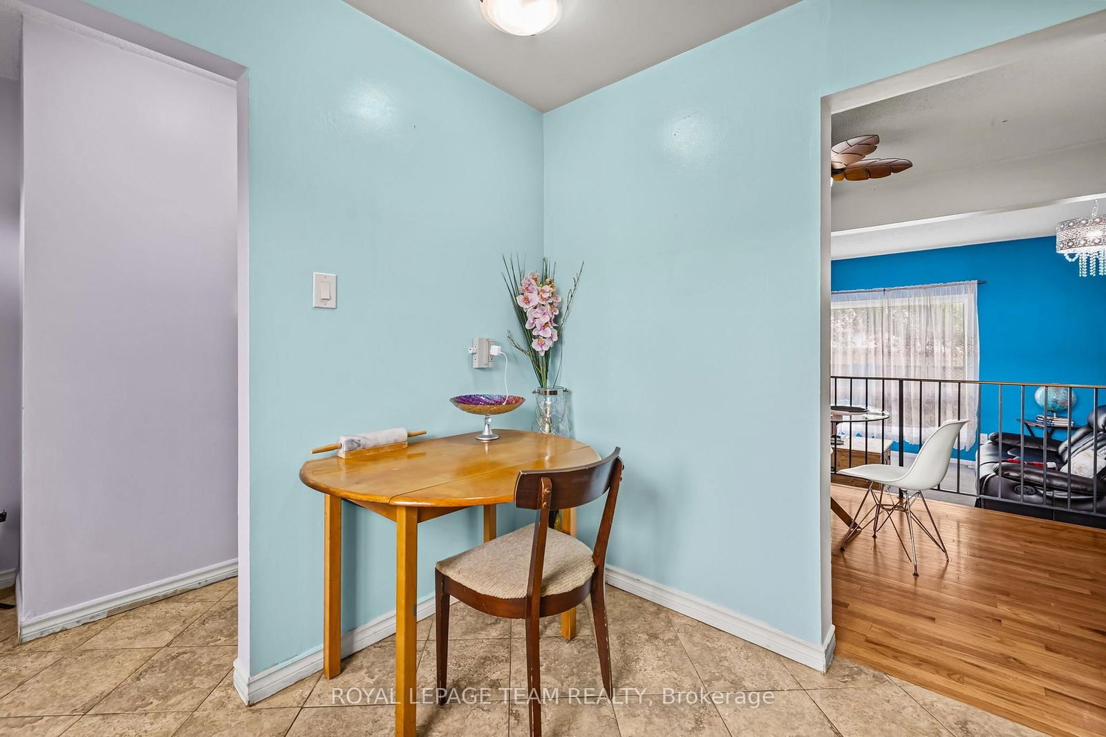 11E FOXHILL Way • Ottawa, ON photo 16
