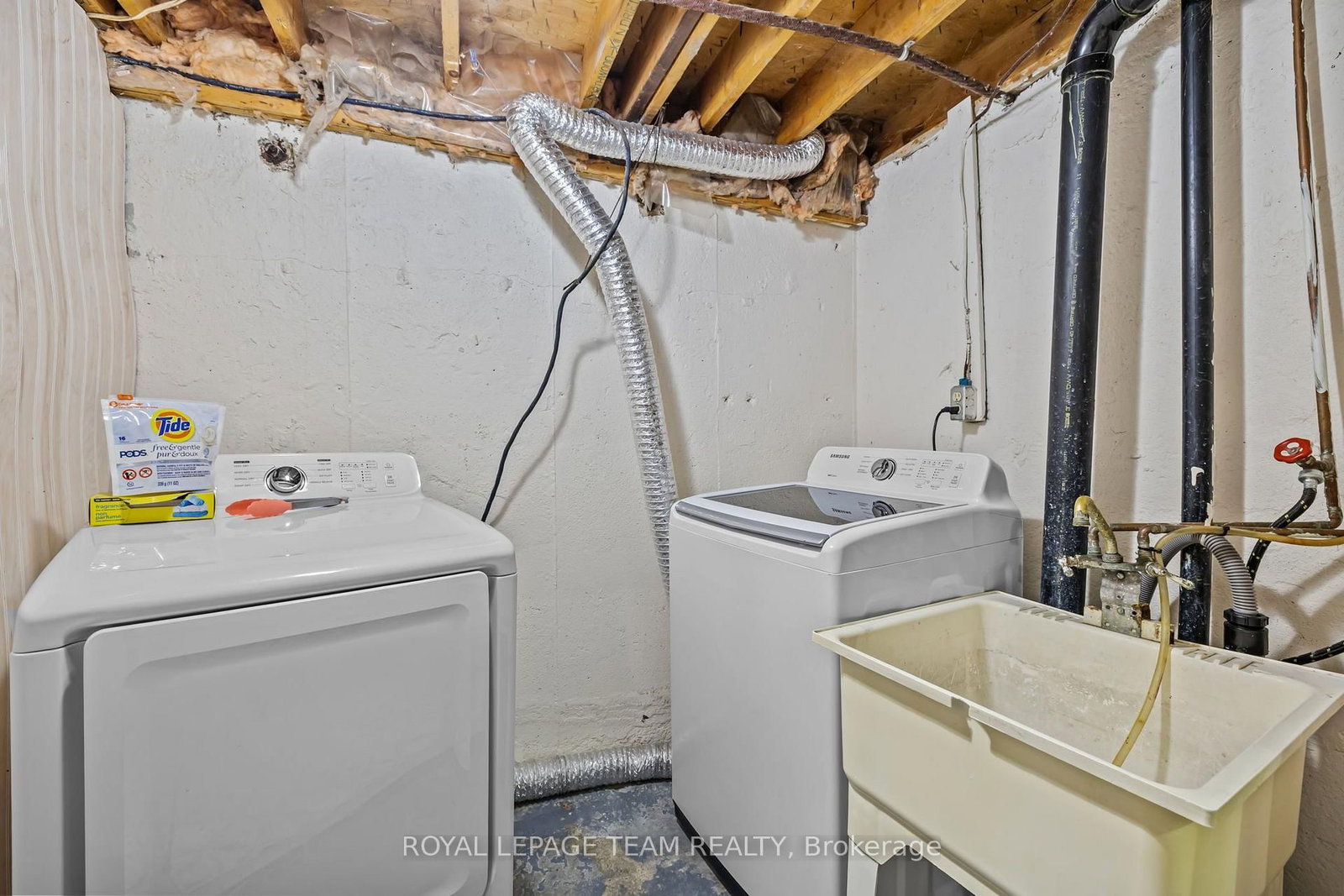 11E FOXHILL Way • Ottawa, ON photo 29