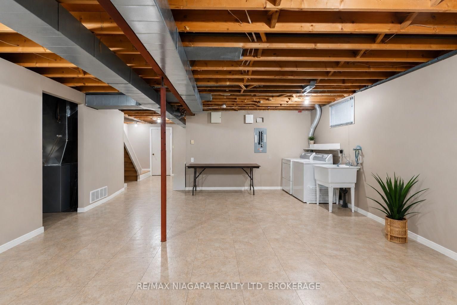 7583 MONASTERY Drive • Niagara Falls, ON photo 28